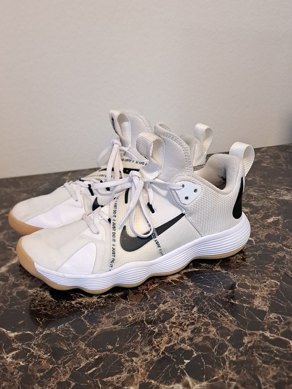 Nike React Hyperset Volleyball Shoes (Unisex)